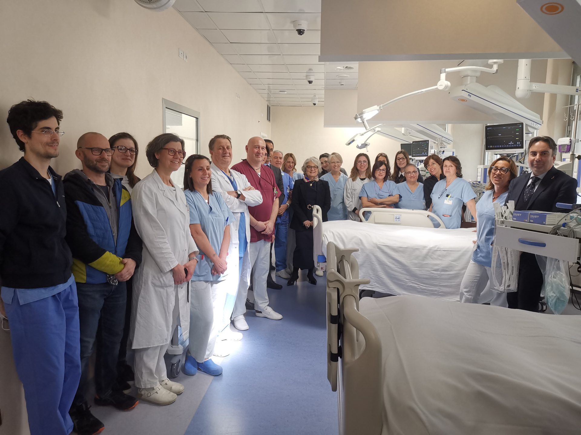 Inaugurata la nuova rianimazione dell'ospedale di Domodossola. Fino a 10 i posti letto, le immagini a Vivere in Salute