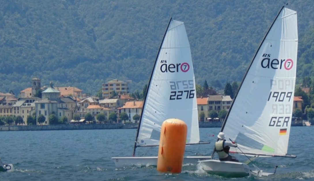 Tornano sul Maggiore le emozioni della vela: venerdì a Cannobio al via la VI Regata Internazionale RS Aero