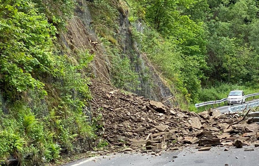 Frana Val Bognanco: accantonata l'ipotesi della posa di un ponte Bailey, entro sette giorni un guado pedonale