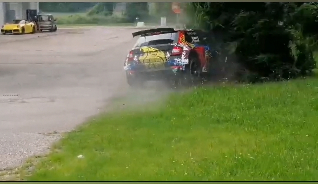 Il Valli Ossolane perde uno dei protagonisti, incidente in prova per Uzzeni