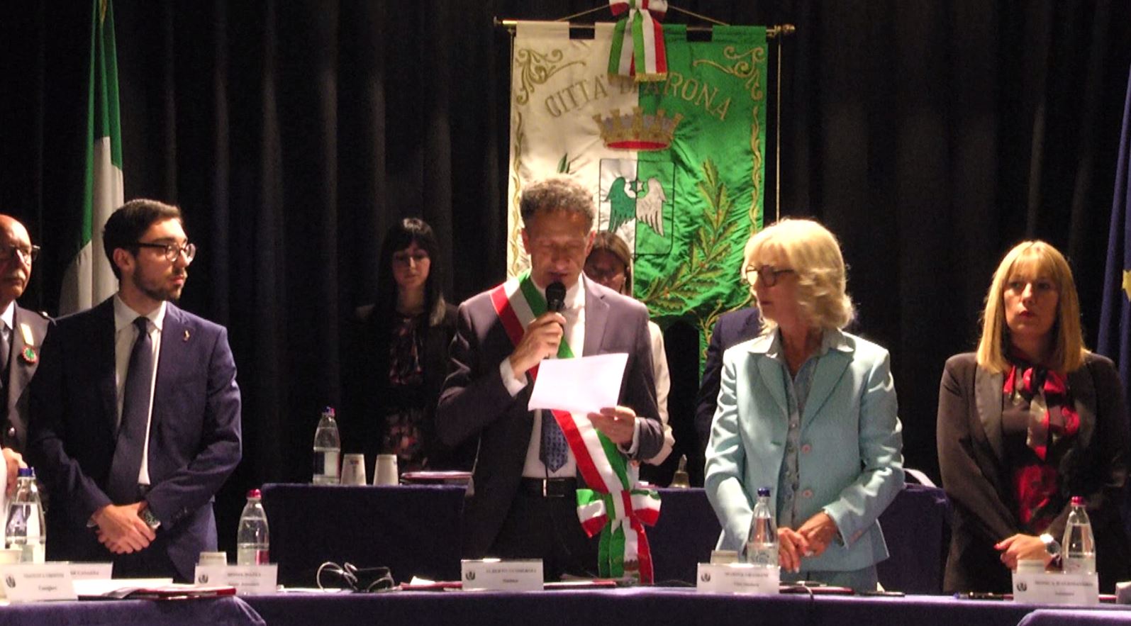 Dopo nove mesi e mezzo è ripartito il governo di Arona