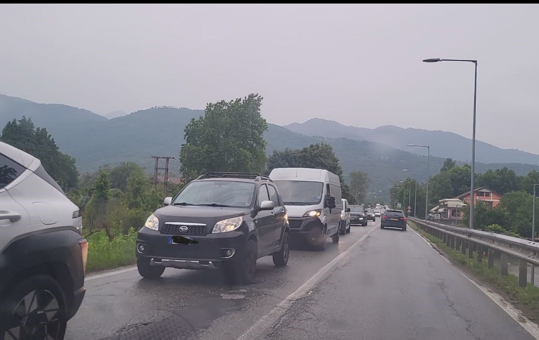 Lunghe code e traffico in tilt. Vitale: "Oggi il gradino più basso della storia della Provincia in termini di disservizi sui trasporti"