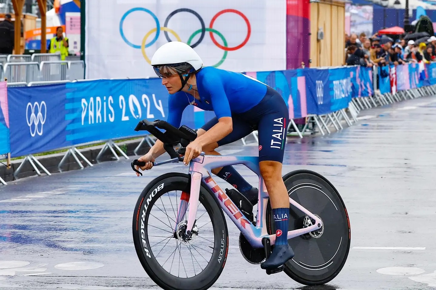 Ufficiale: per Elisa Longo Borghini triennale con la UAE Team ADQ