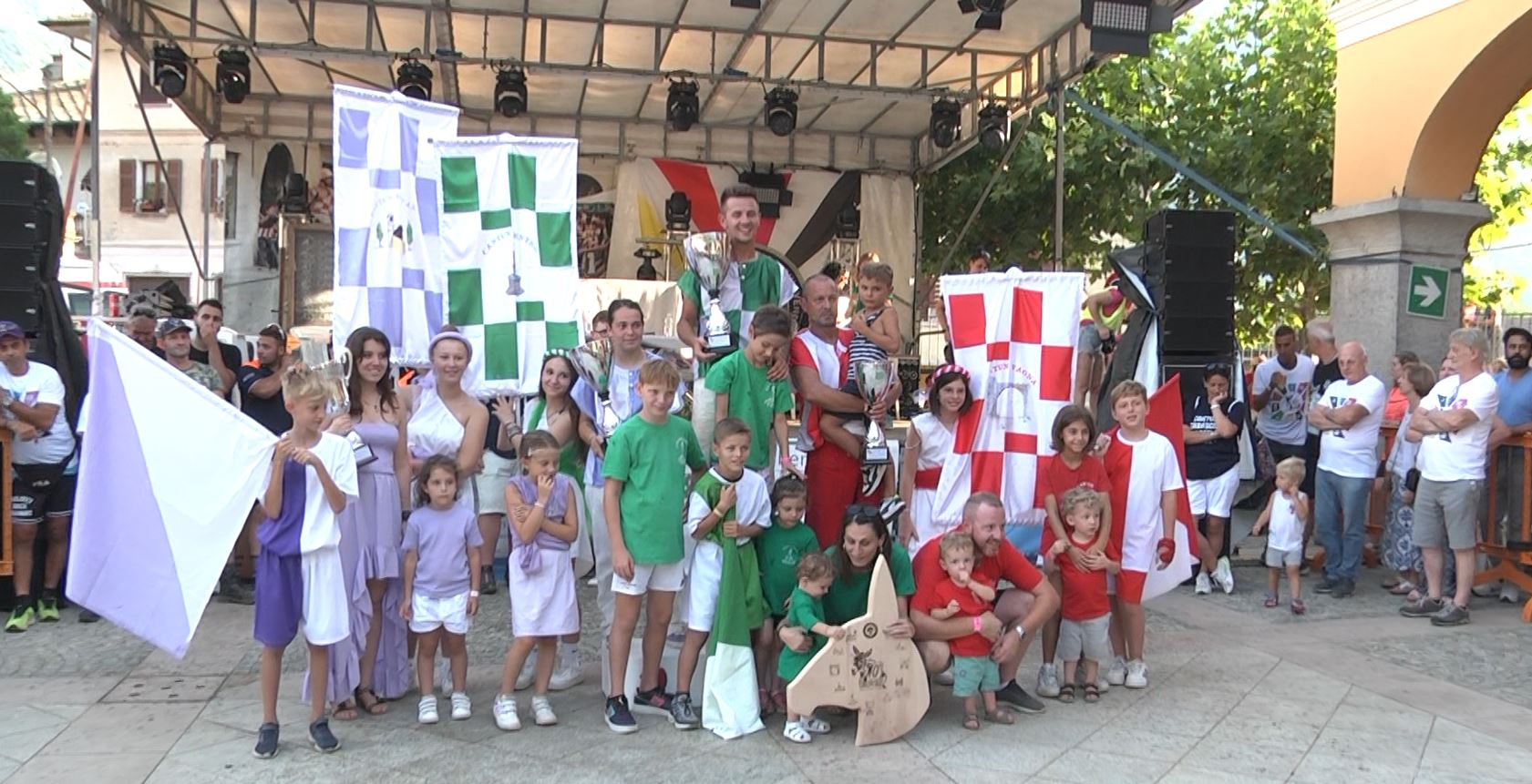 Il Canton Centro con Gabriele Lenz vince il Palio degli Asini di Premosello. Targa in memoria del prof. Ragozza