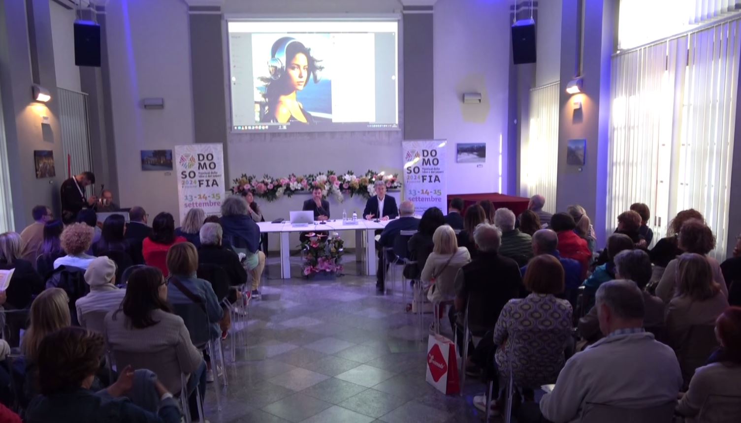 Al via Domosofia. Questa sera appuntamento con Vittorio Sgarbi