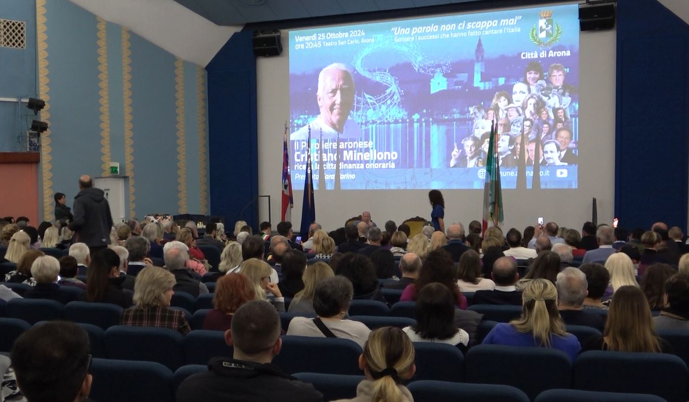 Arona ha conferito al paroliere Cristiano Minellono la cittadinanza onoraria