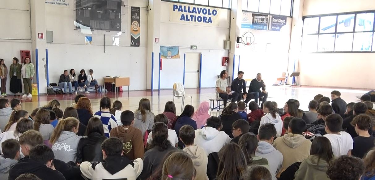 Giornata orientamento al Liceo Cavalieri di Verbania, ospite d'eccezione Carlo Tacchini