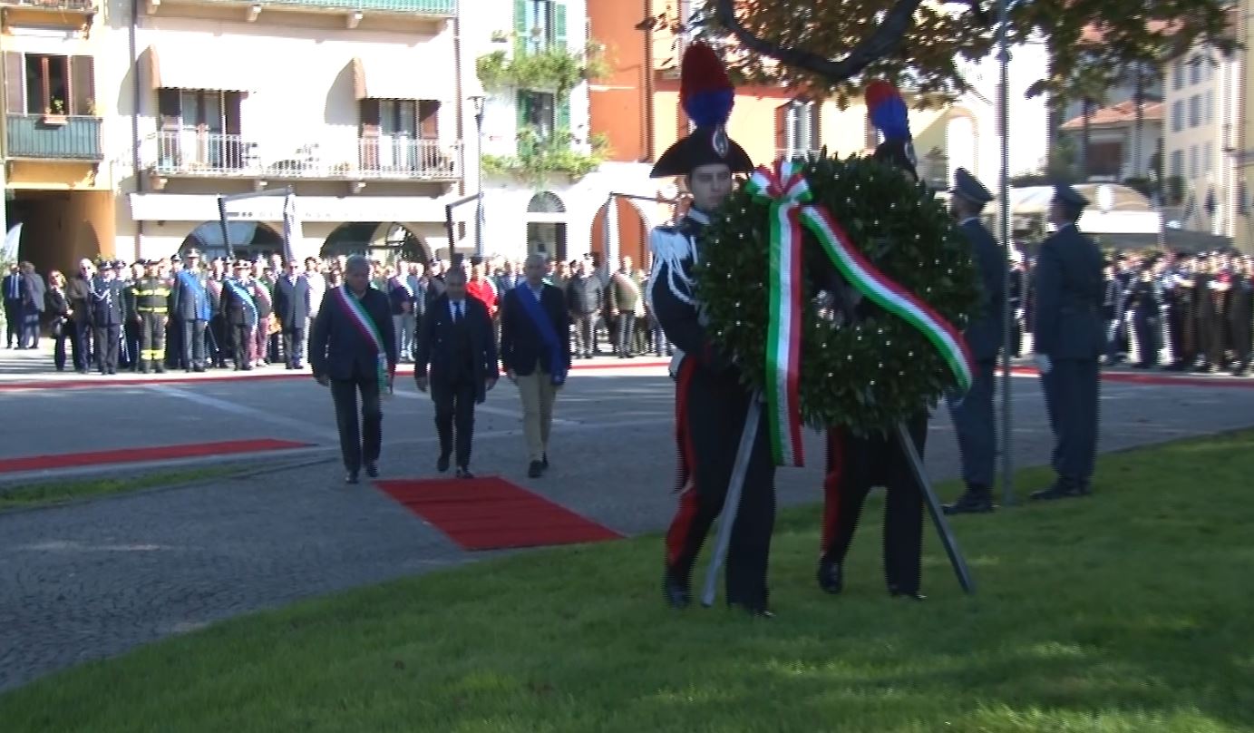 A Verbania la manifestazione provinciale del 4 novembre in piazza Garibaldi a Pallanza