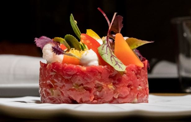 Guida Michelin 2025. Il Piccolo Lago di Mergozzo perde le due stelle. Pieno di stelle per chef Cannavacciuolo