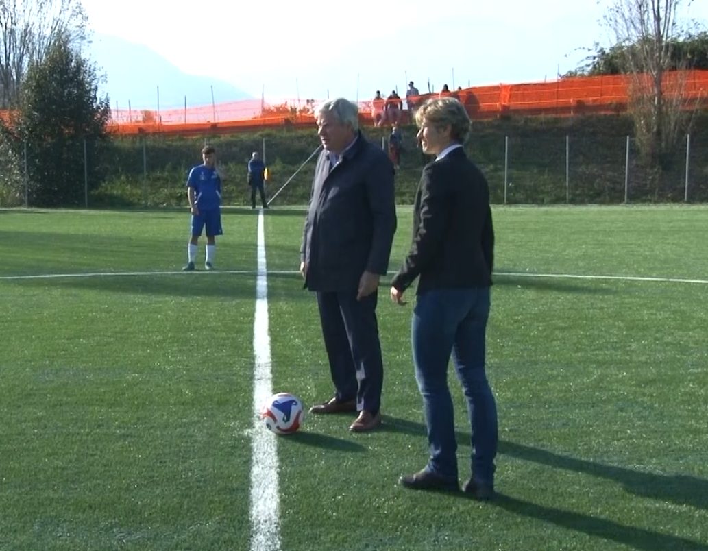 Inaugurata la nuova copertura in sintetico sul campo del Voluntas Suna