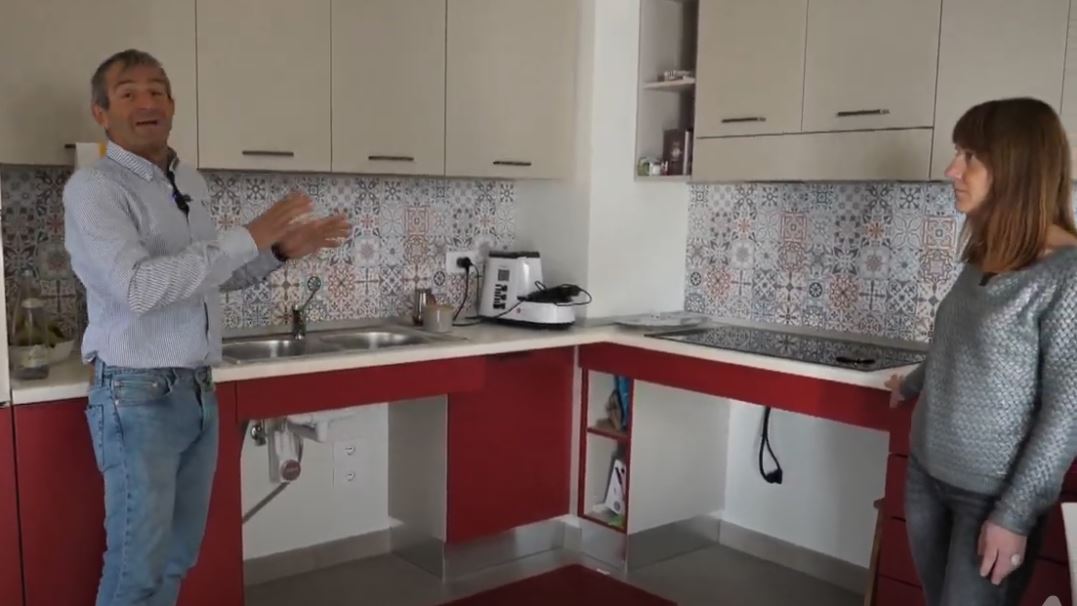 Alle 18.30 torna l'Infinito dentro un bisogno, riflettori puntati sulla Casa di Piero