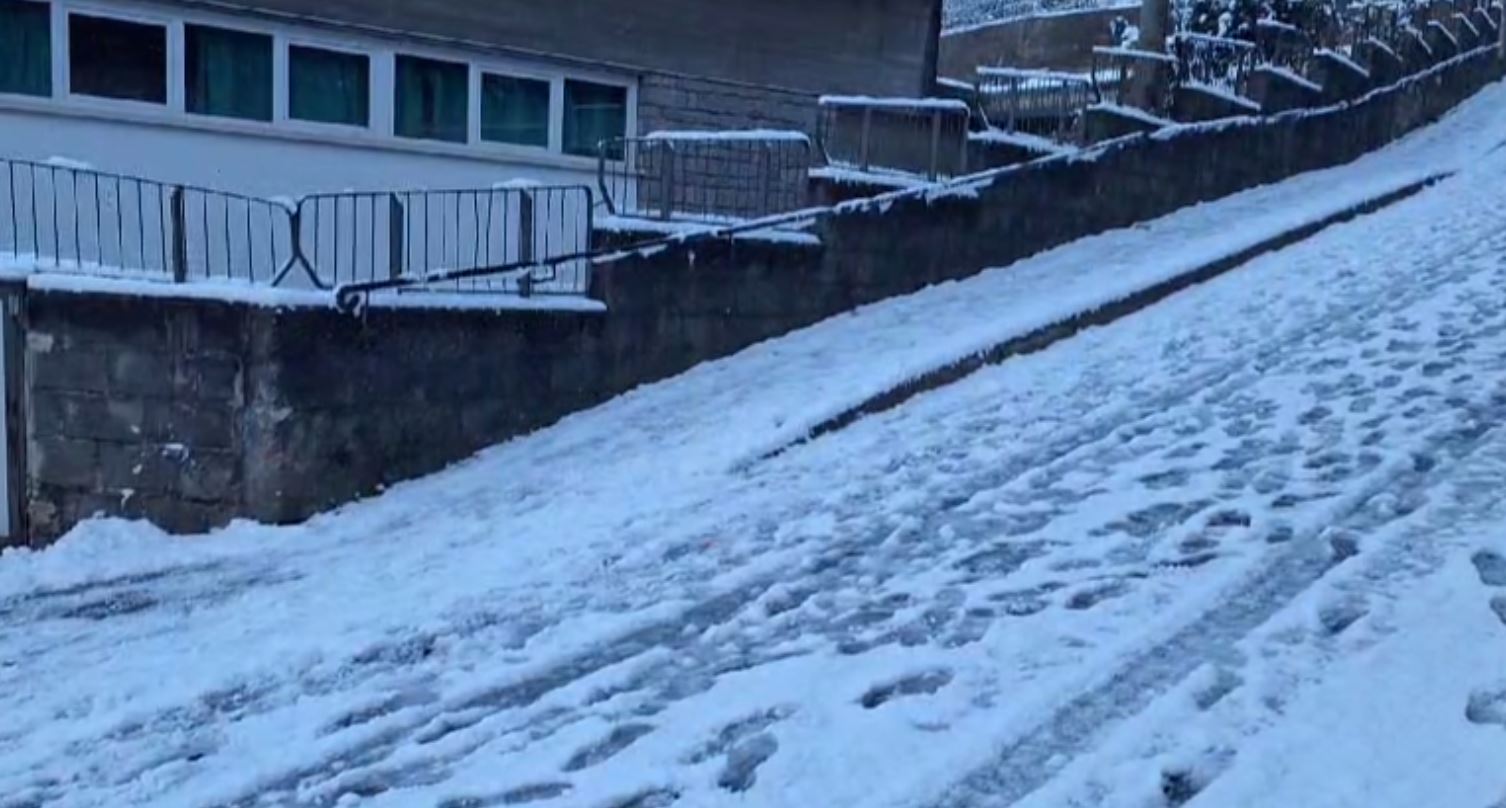 Omegna. La neve lascia in eredità forti polemiche