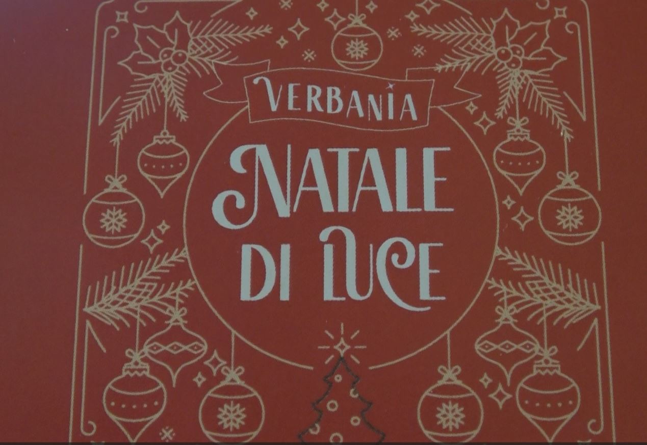 Verbania, a Natale installazioni di luce e fontana sul lago