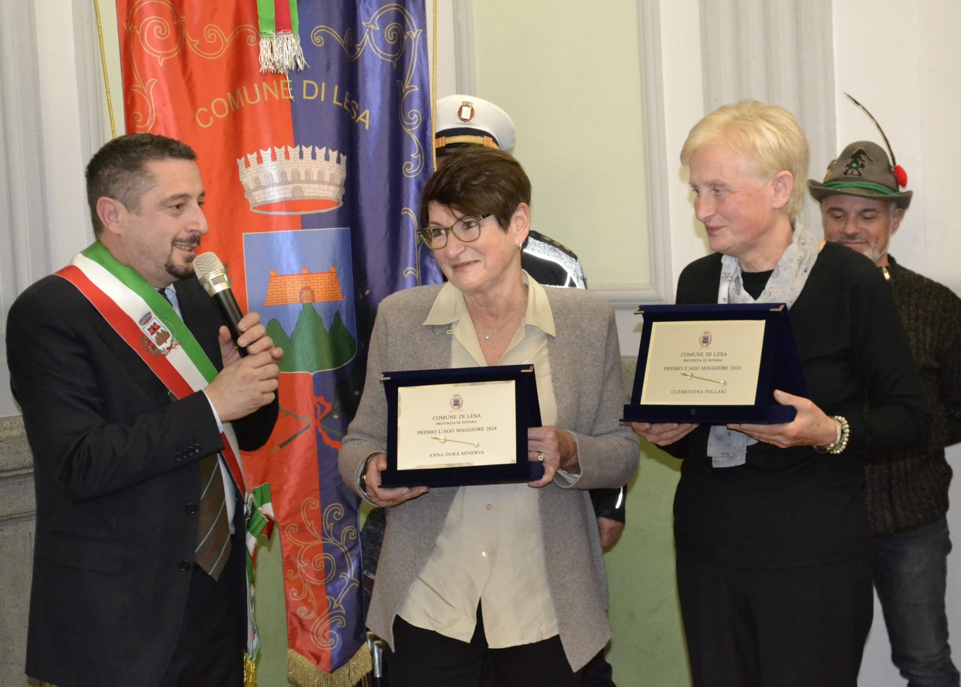 Riconoscimenti al meinese e ai lesiani benemeriti.