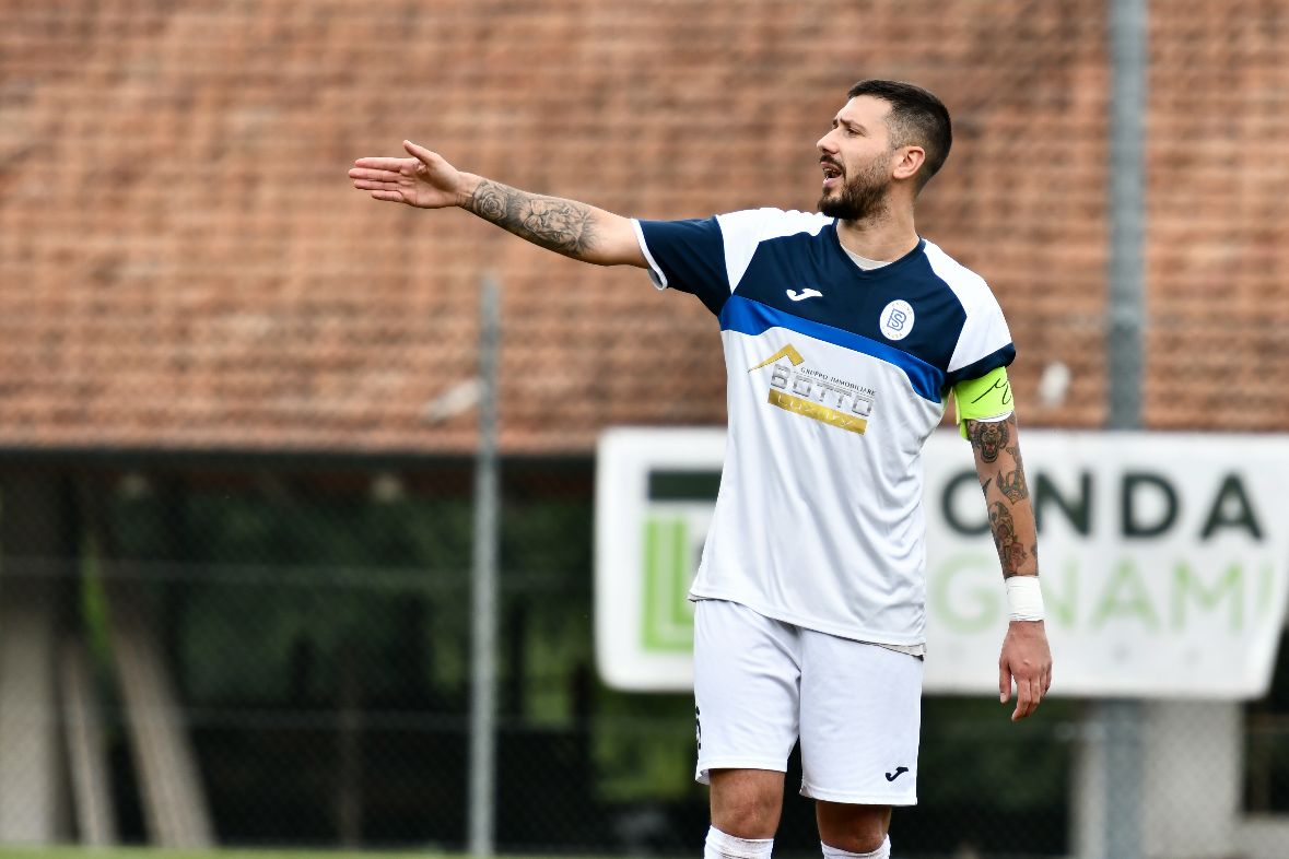 Clamorosa Juve Domo, arriva Manfroni