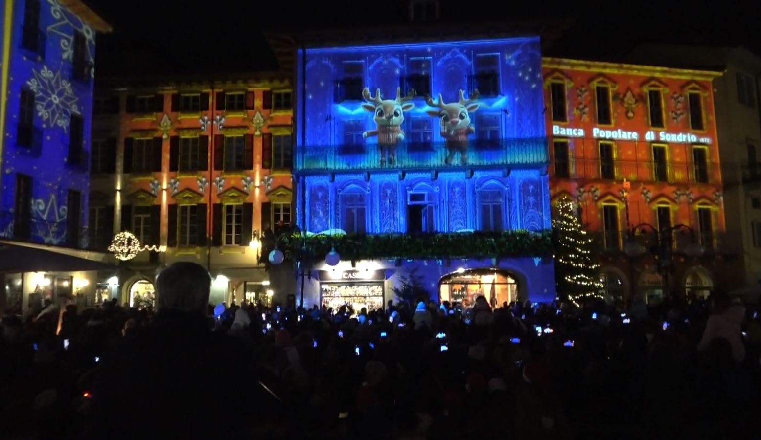 Si è acceso il Natale di Luce di Verbania