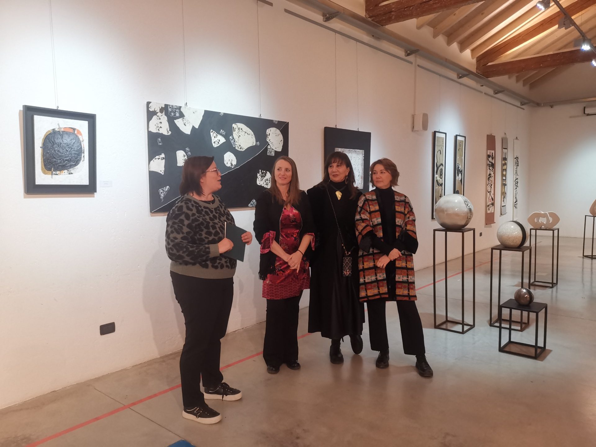 Fino a domenica mostra collettiva "La Treccia" a Casa Ceretti a Verbania e due laboratori a tema natalizio