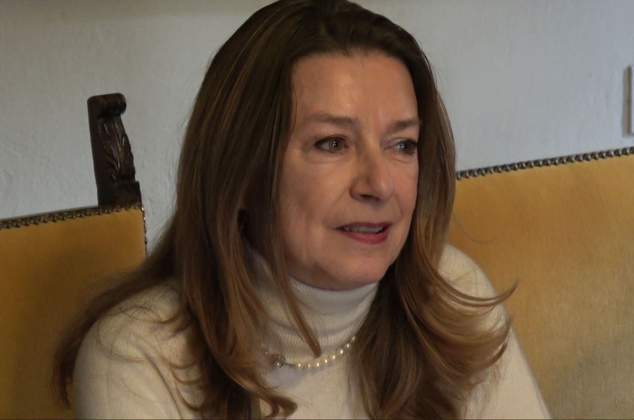 Caduta giunta Tromellini a Orta S.G., l'ex sindaca in una lettera ai cittadini: "Una congiura di palazzo degna del peggio"