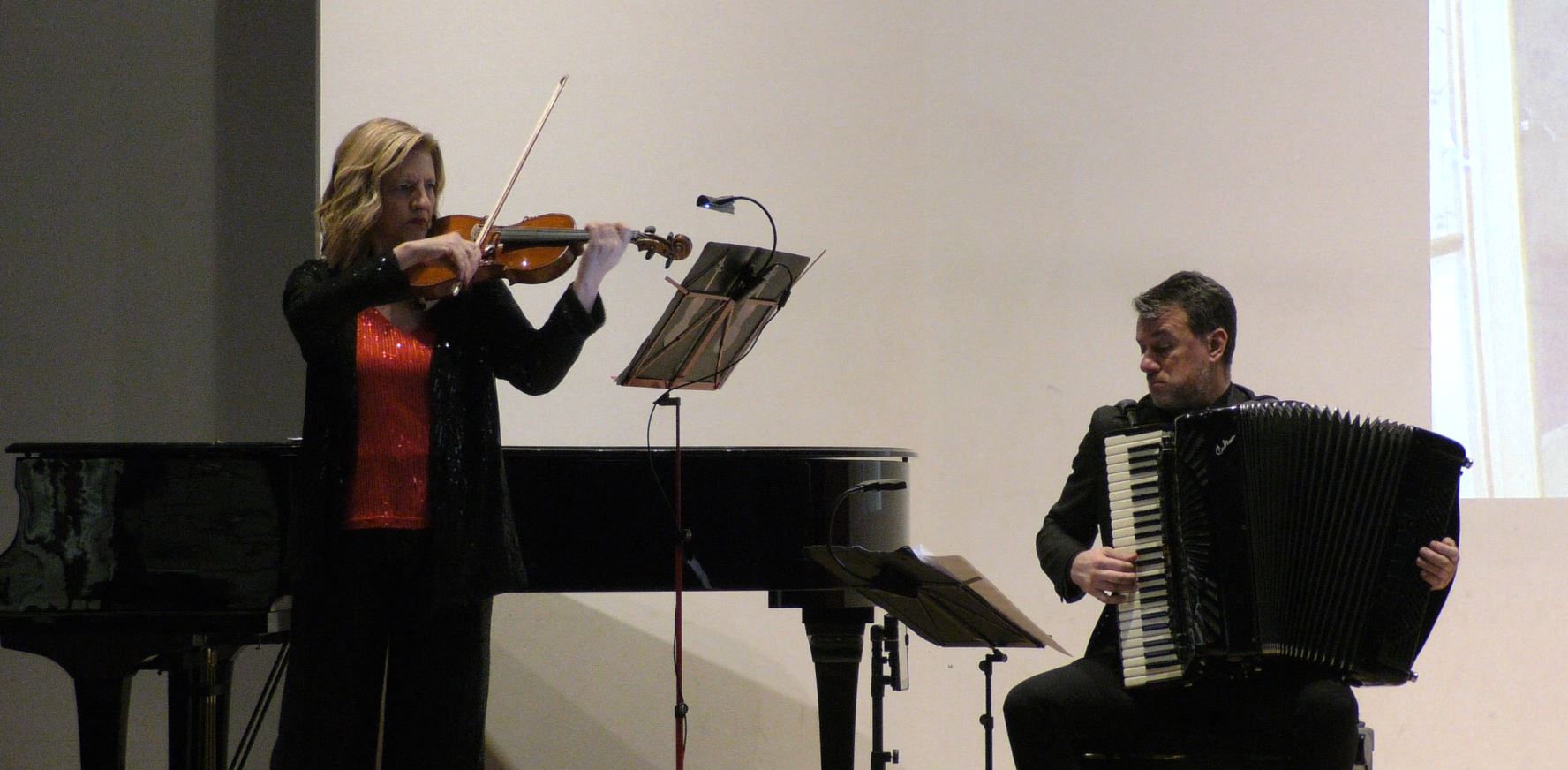 “Musica per non dimenticare” a Domodossola e in tv con il violino della Shoah