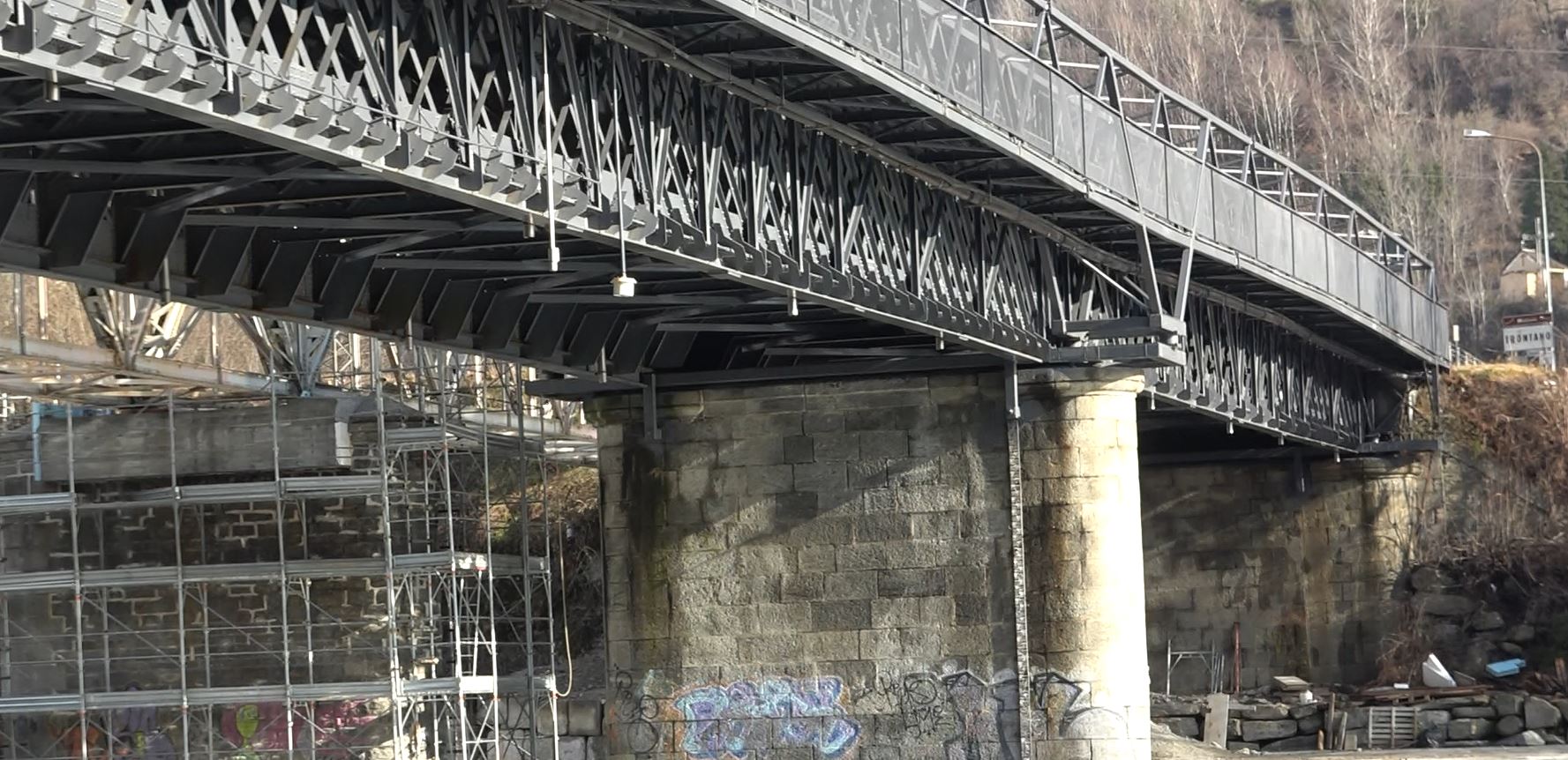 Parte cantiere sul ponte ferroviario della Mizzoccola della Vigezzina, modifiche alla circolazione dei treni