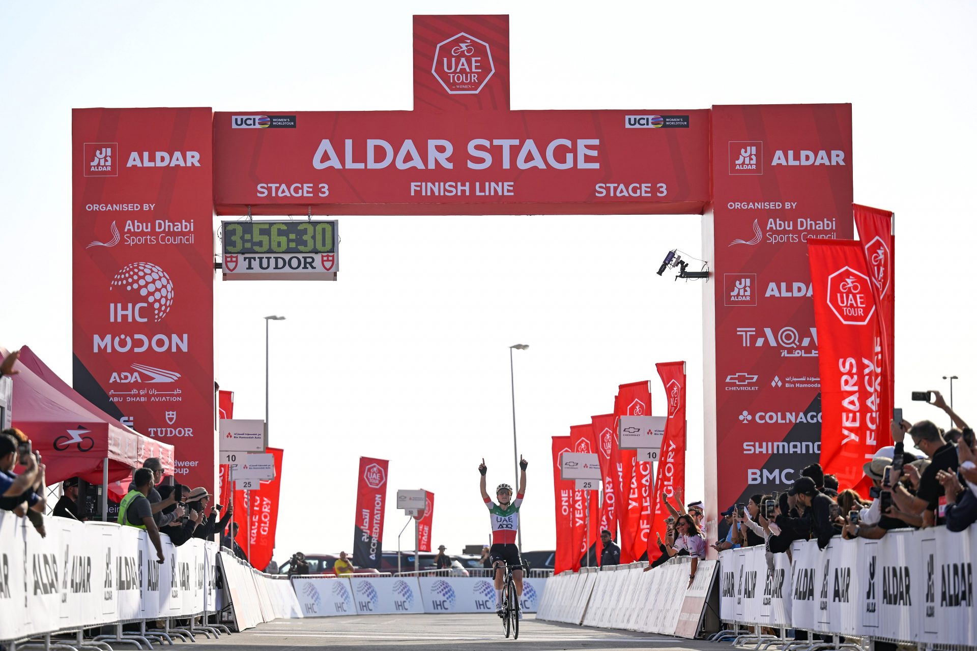 Longo Borghini ingiocabile; primo successo stagionale e UAE Tour ipotecato