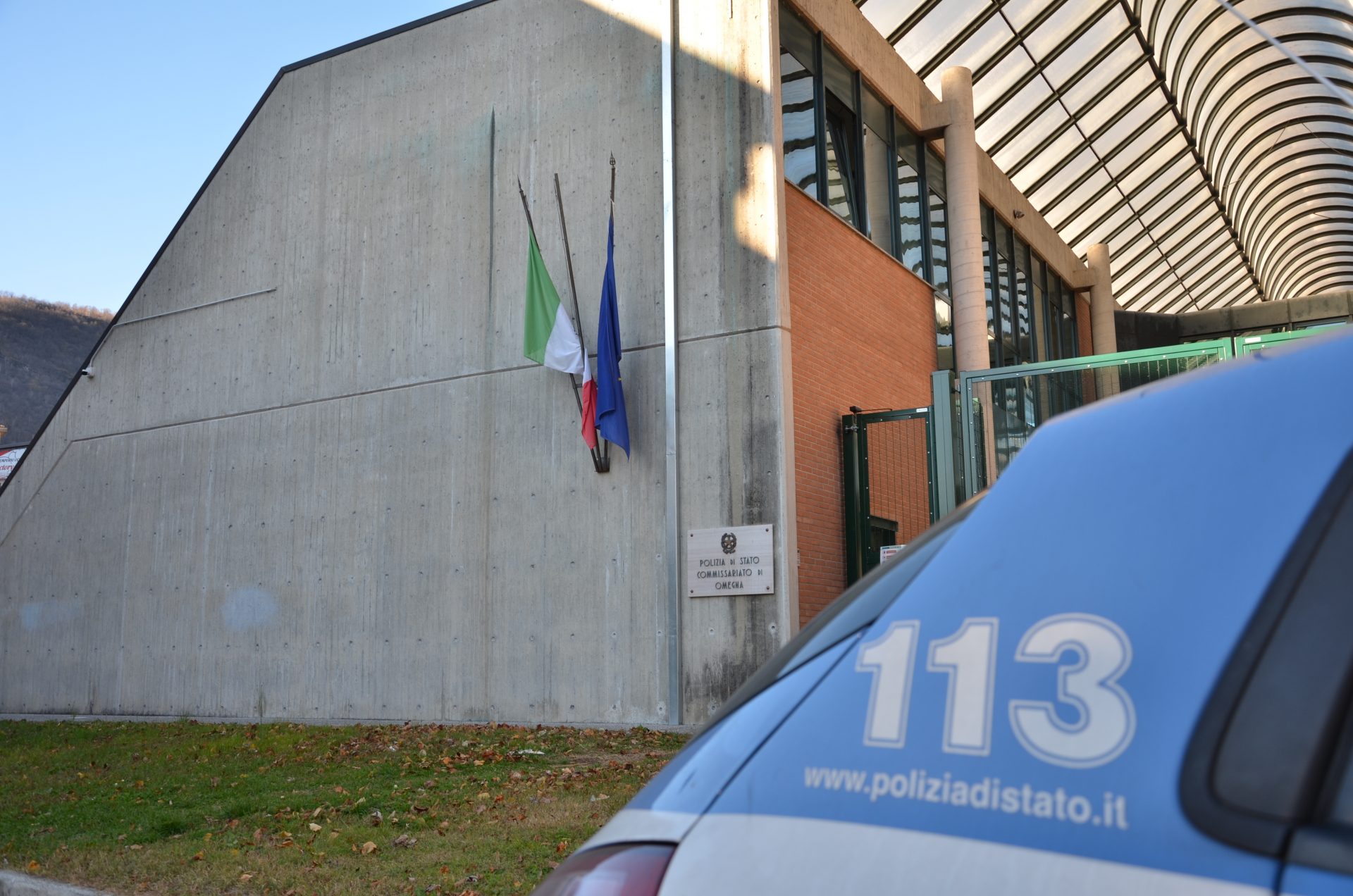 Foglio di via da Omegna per un 19enne autore di due scippi