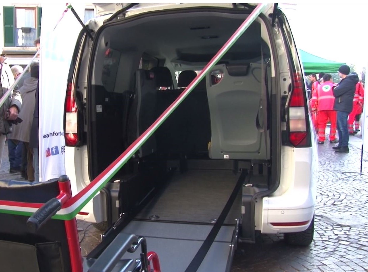 Nuovo mezzo per la Croce verde di Verbania