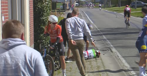 Fiandre donne: Longo Borghini costretta al ritiro dopo una caduta