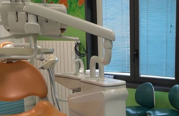 Donare per crescere: For Funding per sostenere il dentista solidale e il Centro per la famiglia di Casa don Gianni