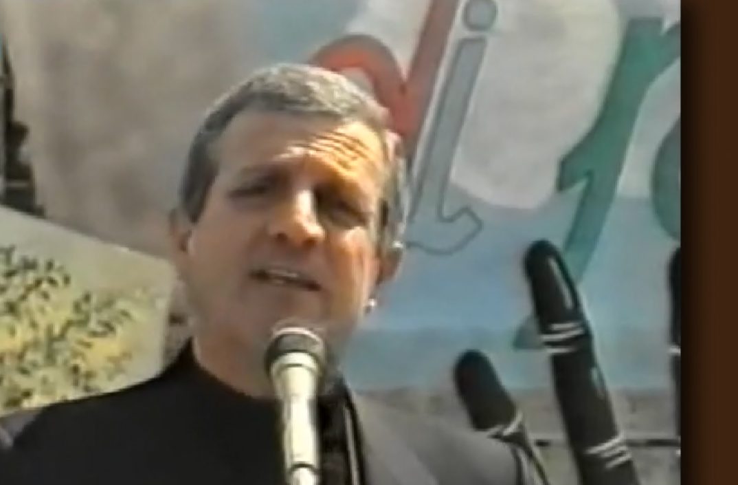 Non di solo pane : "nell'aria c'é odore di zolfo"