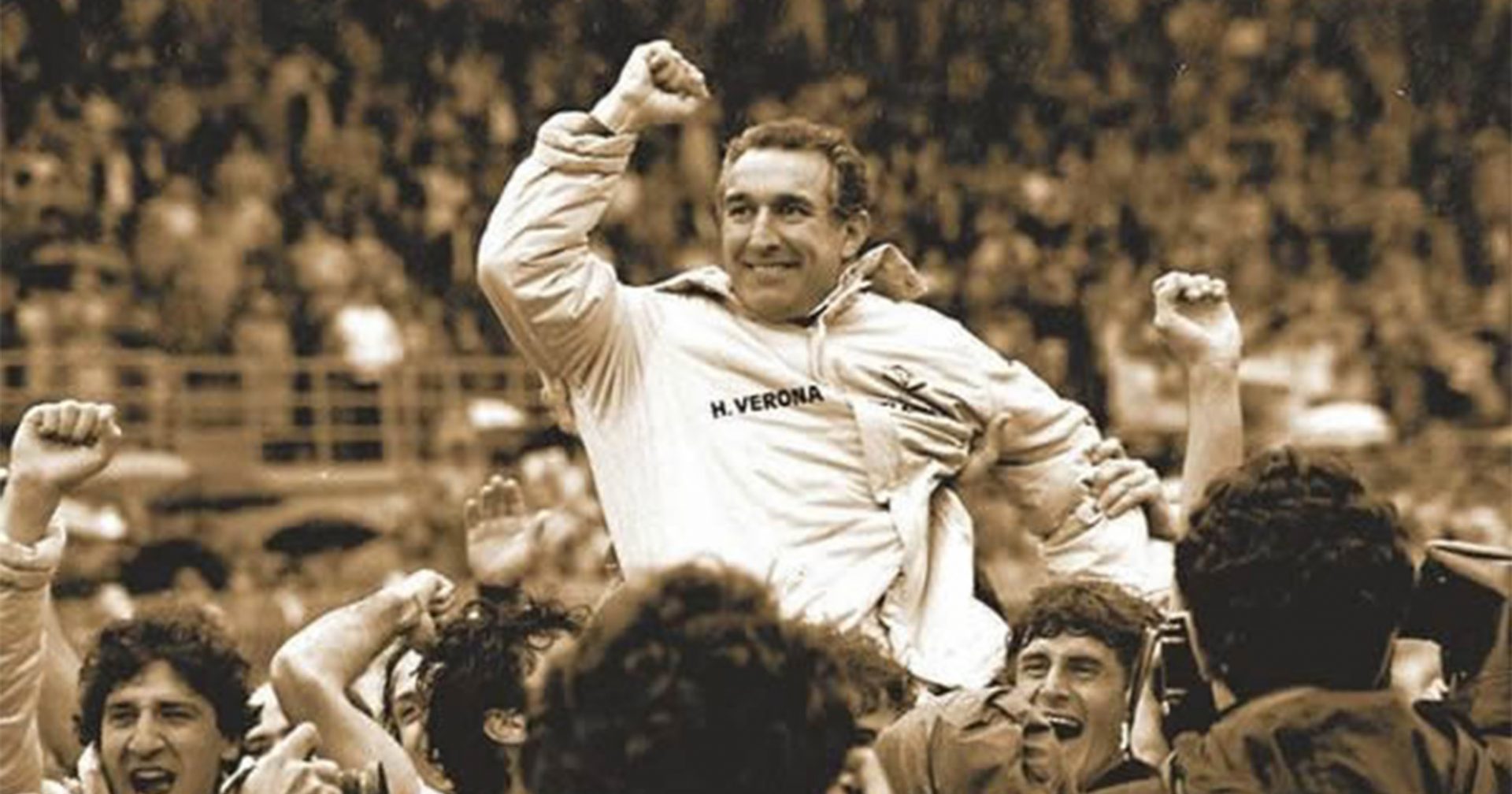 Lo scudetto del Verona di Bagnoli ha 40 anni; il titolo di un tecnico ‘nato’ a Verbania