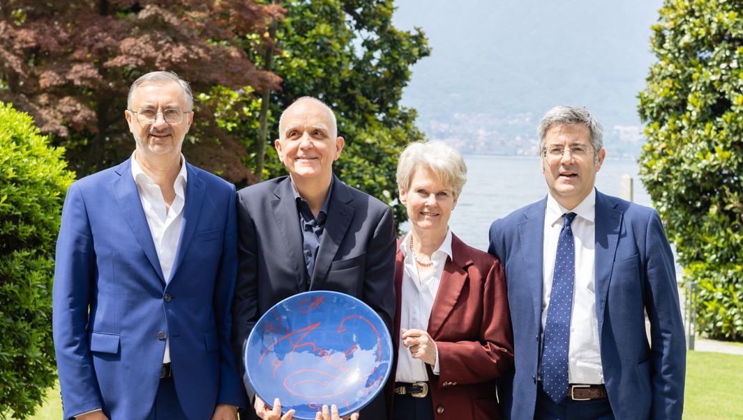 E’ andato a Franco Bernini con “Il Trono” il premio letterario Amalago