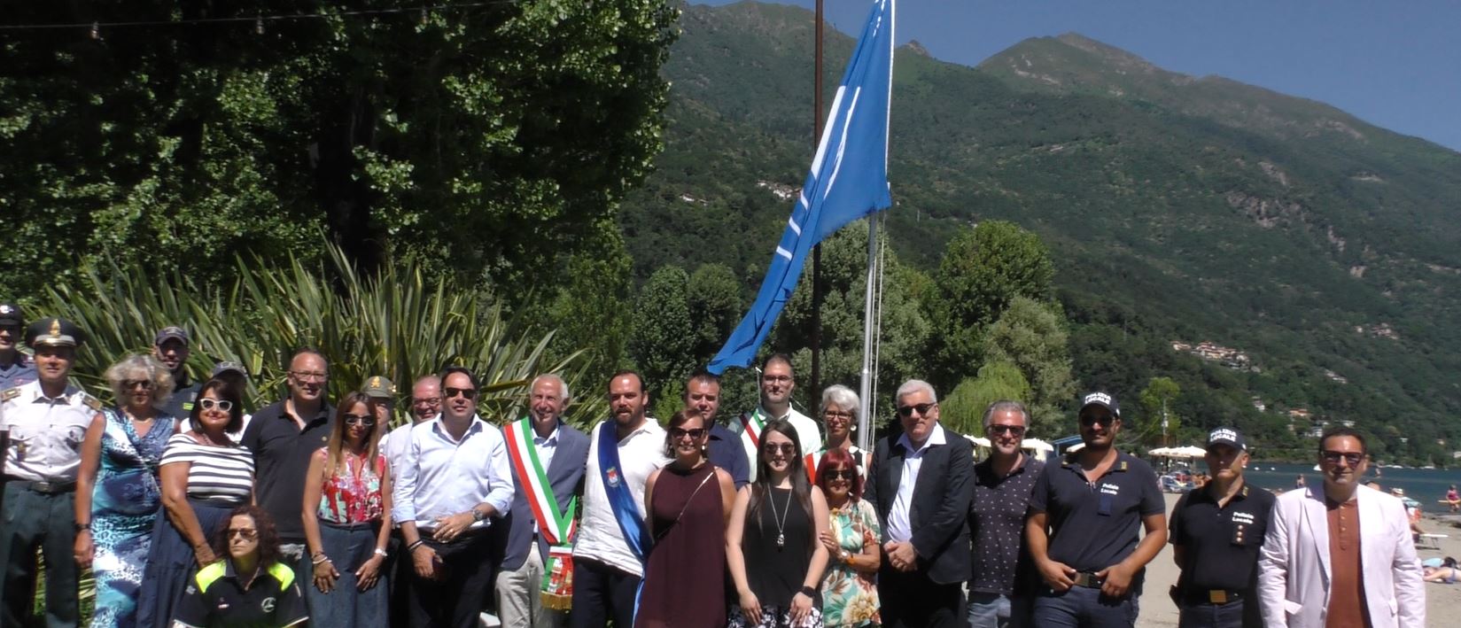 Cannobio ha issato stamattina la sua 19° Bandiera Blu