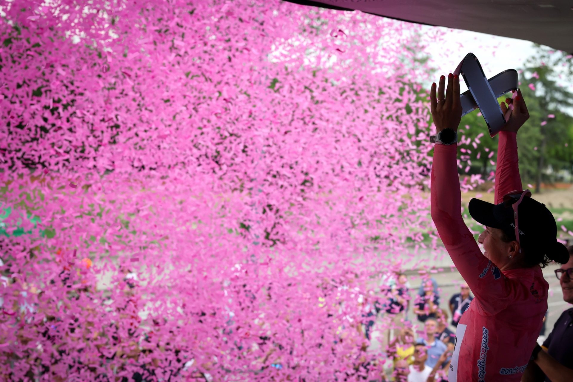 Cronaca di una ‘splendida giornata’ a tinte rosa
