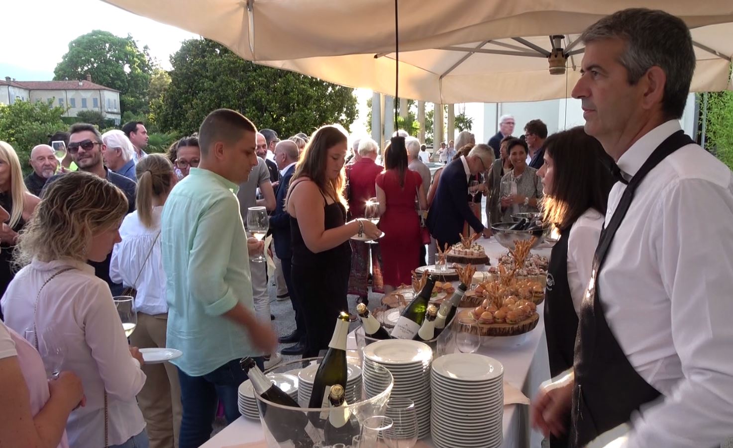 Ais al Majestic con "Sapori d'estate : viaggio tra i profumi della Spagna"