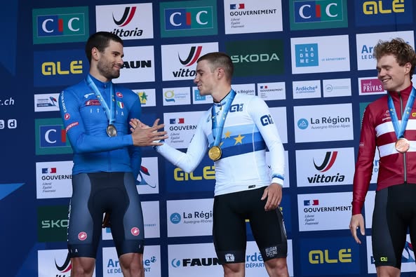 Filippo Ganna: “Ho fatto quel che dovevo”, Villa: “Bravo Pippo, Remco ha volato”