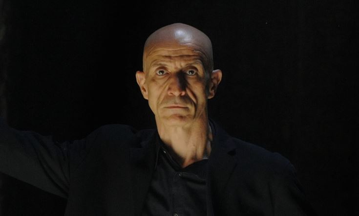 Sabato con Peppe Servillo a Varzo parte "Teatro nei Borghi", 6 gli spettacoli in cartellone