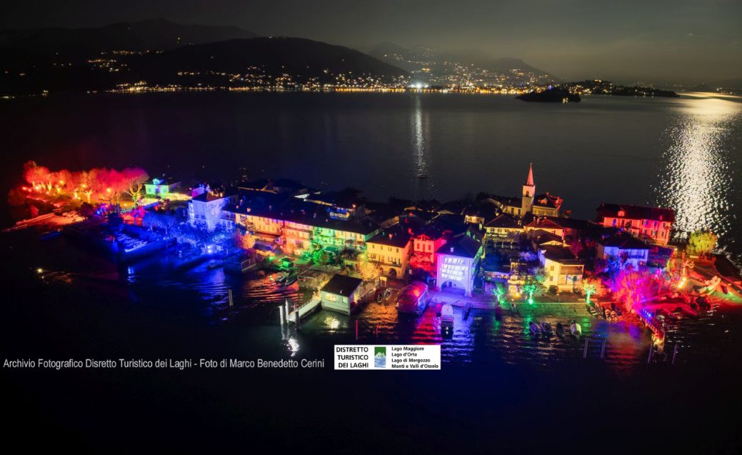 Isole di luce : da oggi al 6 gennaio sinfonia di colori all'Isola Pescatori