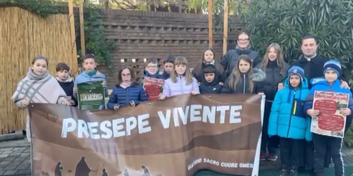 Un weekend di iniziative natalizie all'oratorio Sacro Cuore di Omegna con il presepe vivente