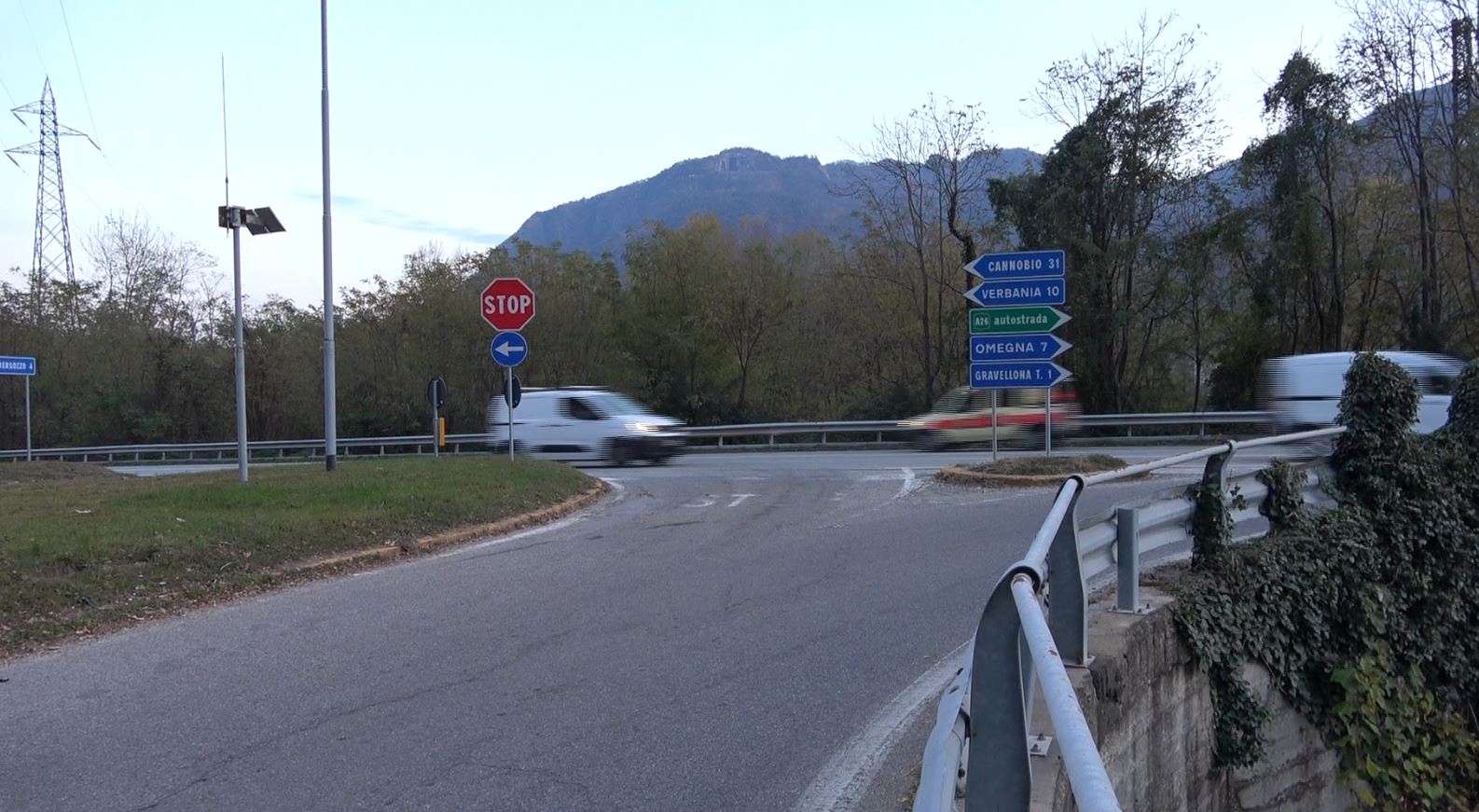 Segnalato da voi: al buio lo svincolo tra Verbania, Gravellona Toce e Mergozzo