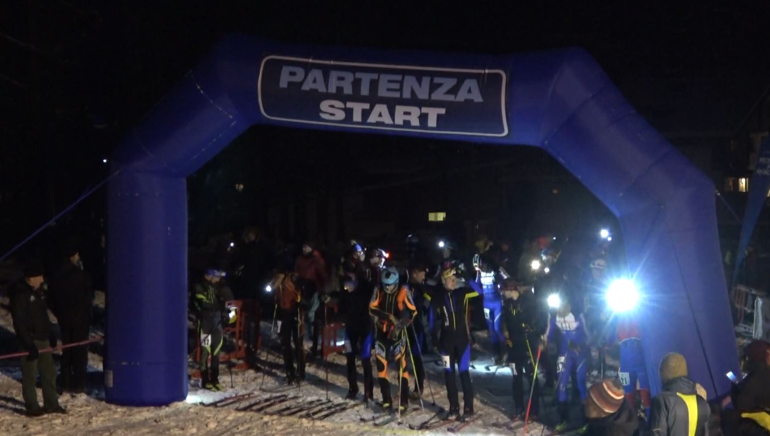 Domenica il Vertical in notturna di Macugnaga, start alle 18. Apres ski dalle 12 alle 20