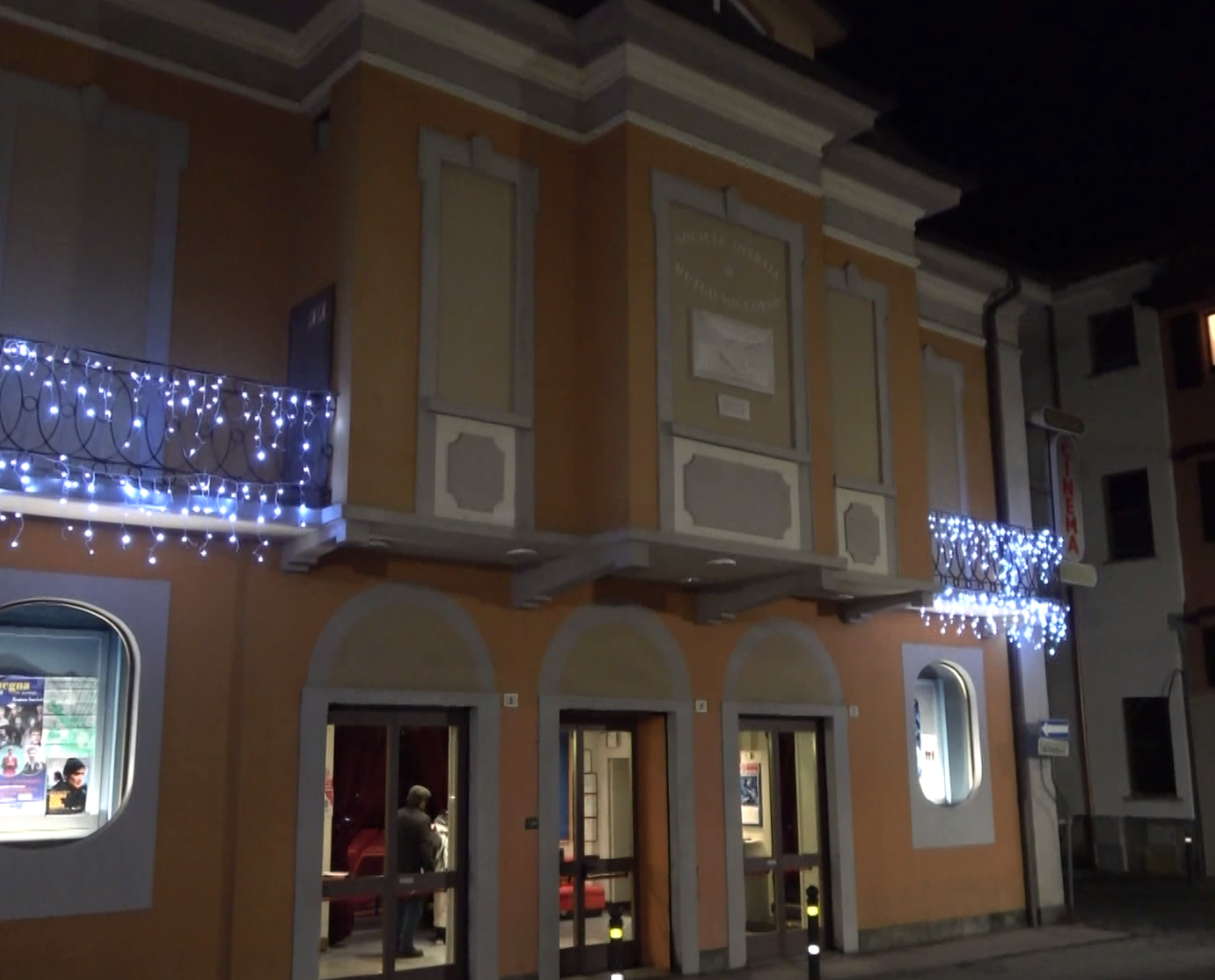 Mercoledì al teatro Sociale lo spettacolo "Regalo di compleanno"