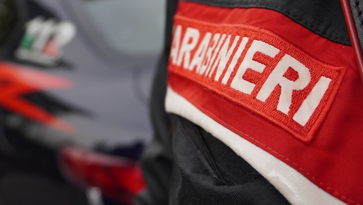 Arona, rapina ai danni di una coppia di anziani