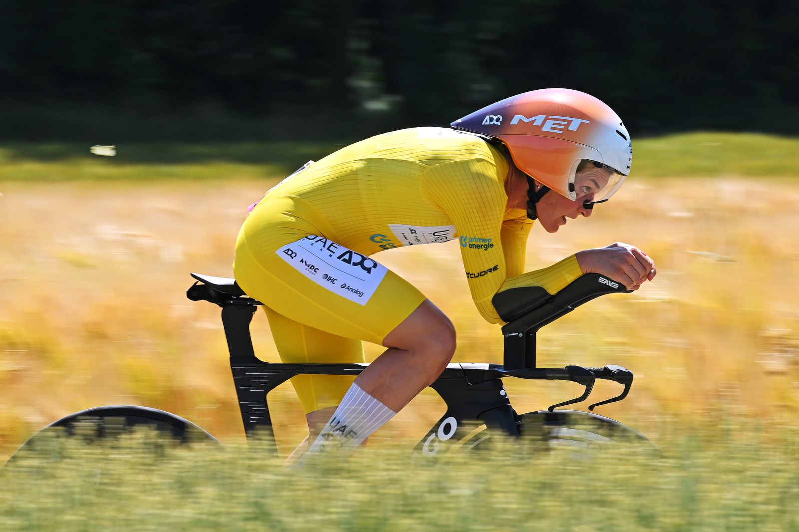 Tour de Suisse: Reusser vola a cronometro e strappa la maglia oro a Longo Borghini