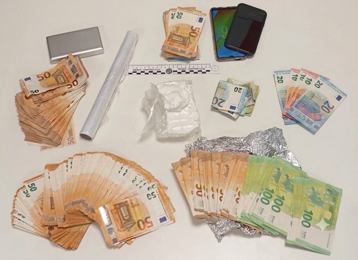 Arrestato con 250 grammi di cocaina e 25 mila euro in contanti