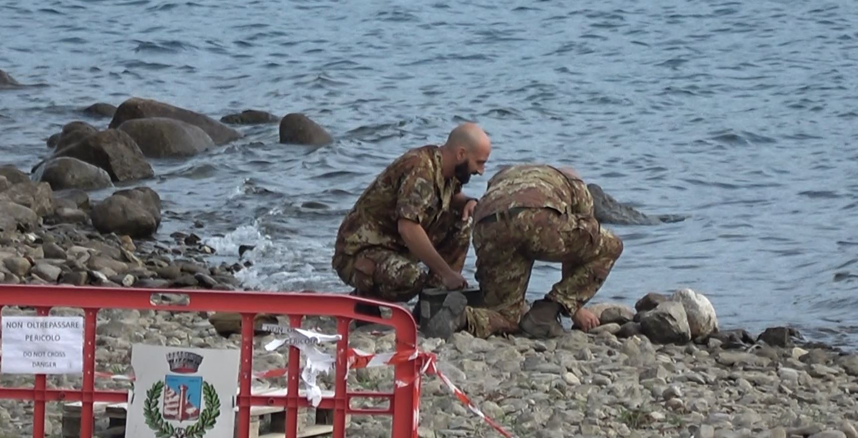Bomba a Baveno, un residuato bellico. Stamattina gli artificieri l'hanno fatta brillare