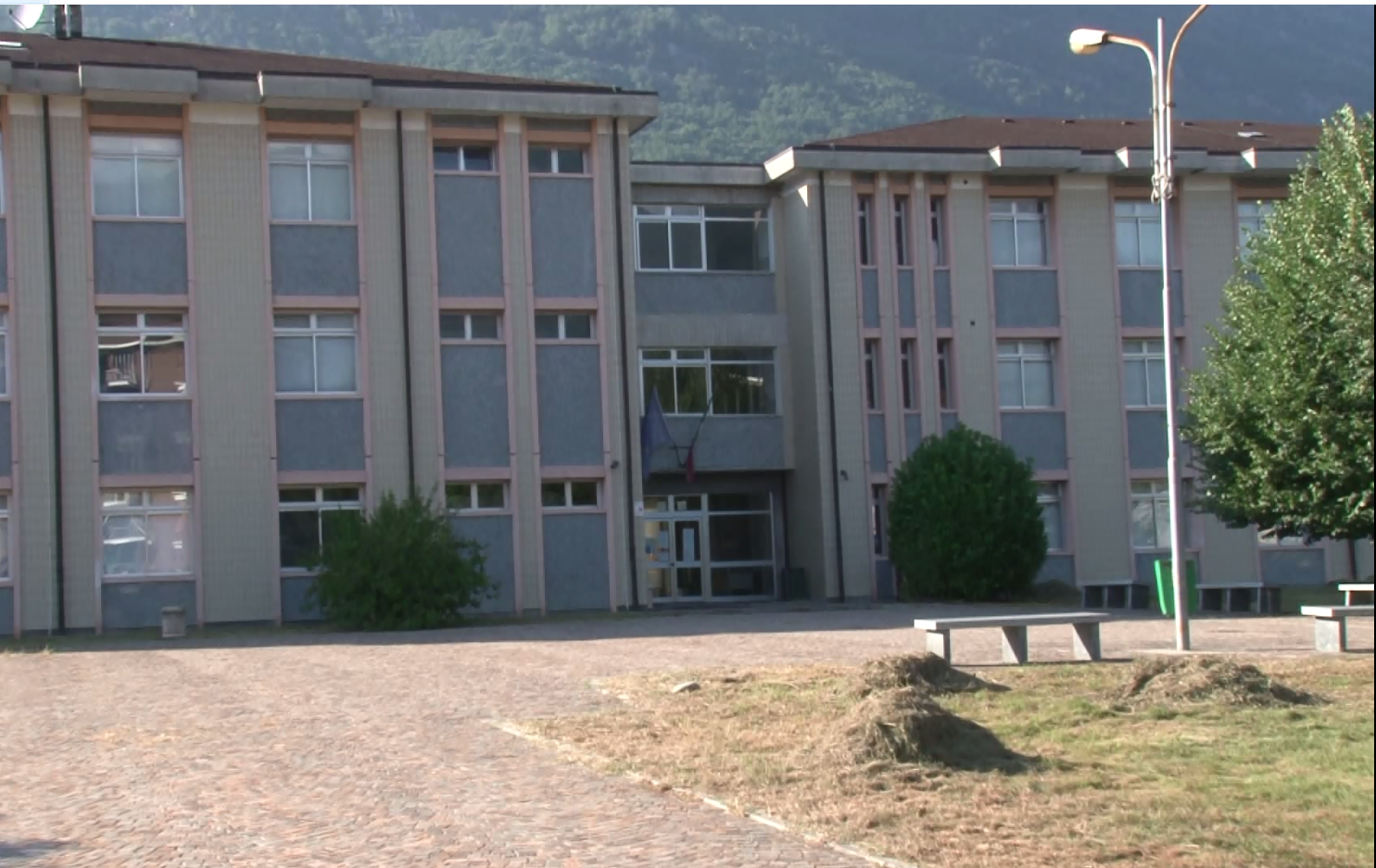 Scuola. Anticipo di avvio d'anno scolastico per il Liceo Spezia e l'istituto Marconi Galletti Einaudi