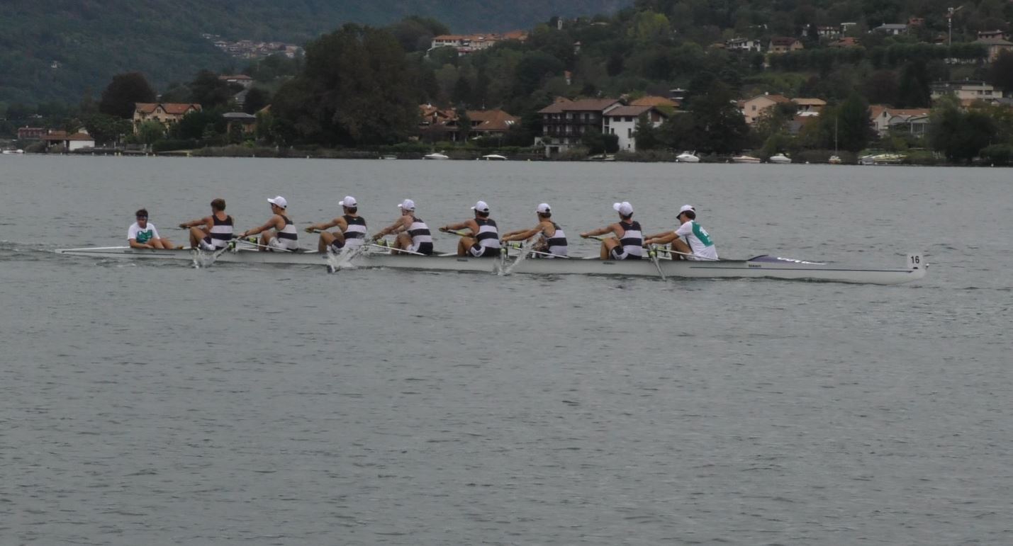 Record di equipaggi di otto alla seconda giornata dell'Orta Lake Challenge