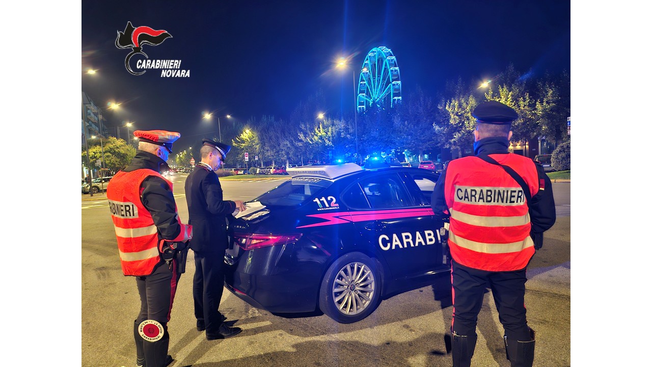 Controlli dei Carabinieri ad Arona per contrastare la mala movida