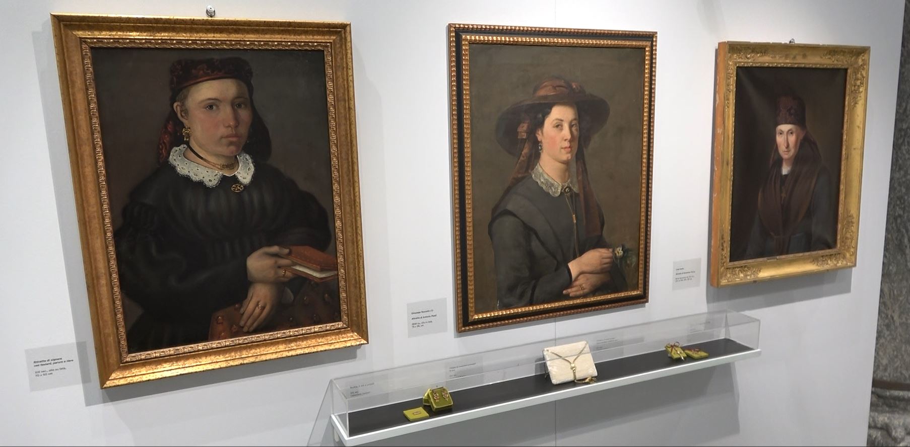Prorogata la mostra "Ornamenta. Tesori d’eleganza e d’identità in Ossola" a Domodossola e S. M. Maggiore